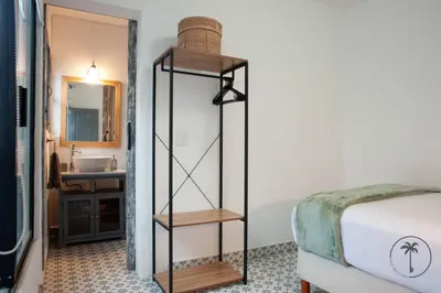 Cama o camas de una habitación en Acogedor Dpto Bien Ubicado con Buena Iluminación - Romanita 2