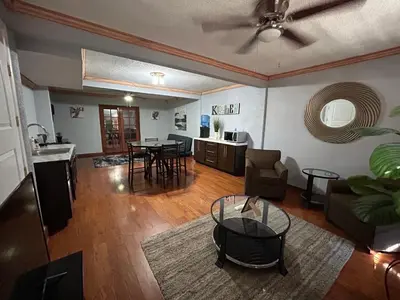 Zona de estar de Departamento totalmente equipado