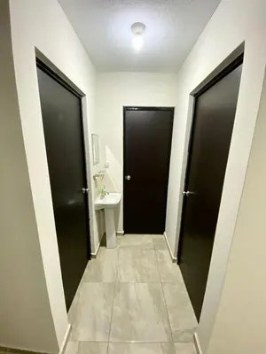 Un baño de Departamento Piso 2