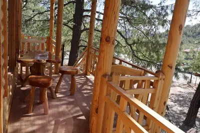 Un balcón o terraza de Grand Mountain Cabañas Creel