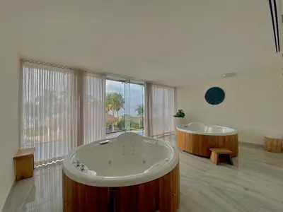 Plano de Camino al Mar Apartment with Amazing View of the Ocean, Beach and Swimming Pool