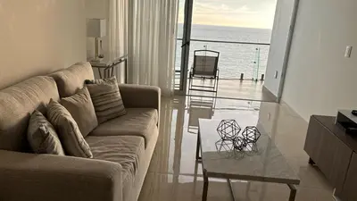 Zona de estar de Camino al Mar Apartment with Amazing View of the Ocean, Beach and Swimming Pool, 2 Rooms