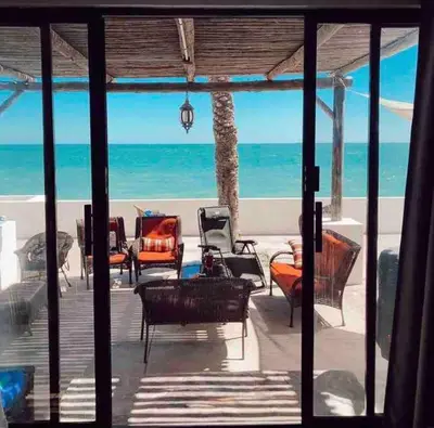 Plano de Three Palms right on the beach
