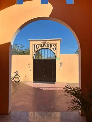 Montar en bicicleta en Tres Iguanas Apart Hotel - New, cozy & spacious flats, short walk to beach o alrededores