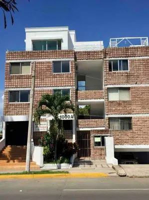 Edificio en el que se encuentra el apartamento