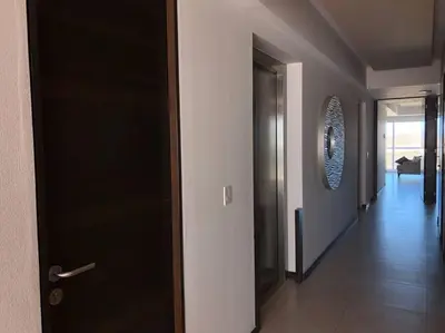 Plano de Departamento de Lujo Vista al mar Piso 15