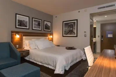 Cama o camas de una habitación en Hampton Inn by Hilton Hermosillo
