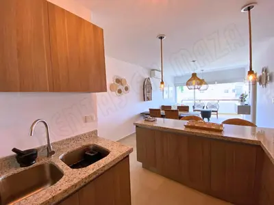 Una cocina o zona de cocina en Nuevo y Muy Bonito Departamento Almarena 4