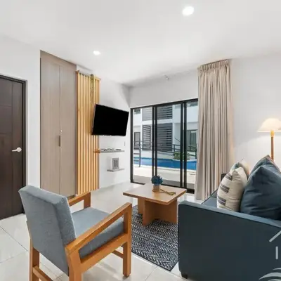 New-Promo-2 Queen Beds-Near Beach-Poolside-Sleep 6