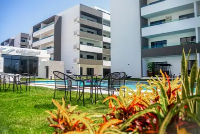 Piscina en o cerca de Marina Cerritos Loft Wave Pool and Amenities