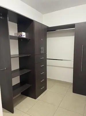 Plano de bonita casa cerca de la Alameda