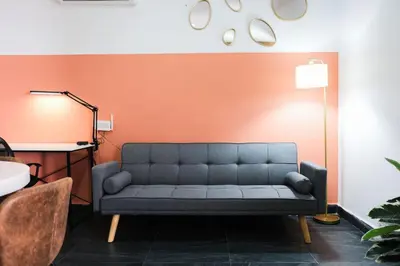 Zona de estar de Quiet-Central 2BR1BA Relaxed Atmosphere