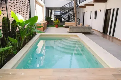 Piscina en o cerca de Quiet-Central 2BR1BA Relaxed Atmosphere