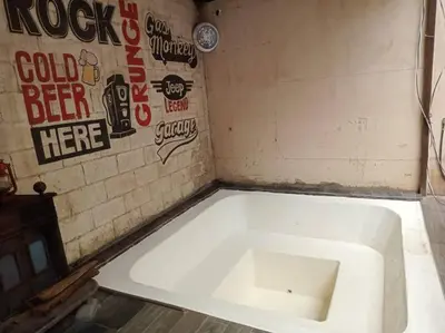 Plano de Dpto con jacuzzi y patio privado