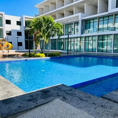 Bonito Departamento en ZONA DORADA - Torre Gaviotas - 105 C