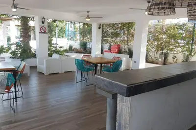 Zona de estar de Azul Marino MZT