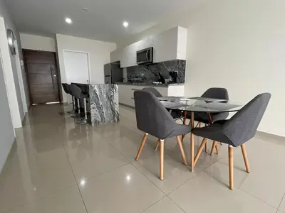 Una cocina o zona de cocina en Apartamento en PB con piscina a poca distancia de la playa