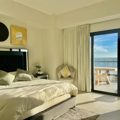 Blush & View