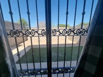 Un balcón o terraza de casa lourdes
