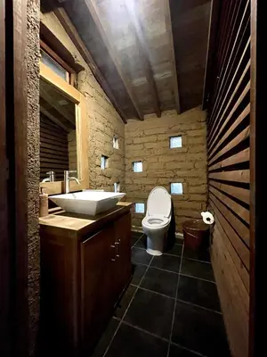 Un baño de Torre de Carpio, Cabaña Molitor