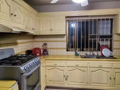 Una cocina o zona de cocina en Casa 5 habitaciones más de 20 personas 20 camas