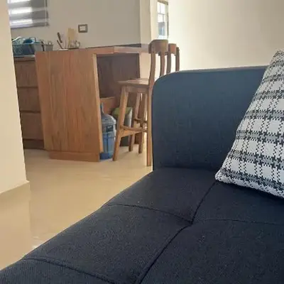 Casa 2 habitaciones más sofá