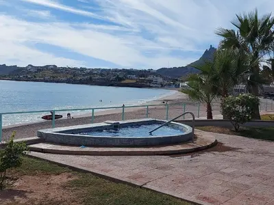 Paisaje cerca de este apartahotel