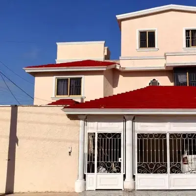 House for 20 people