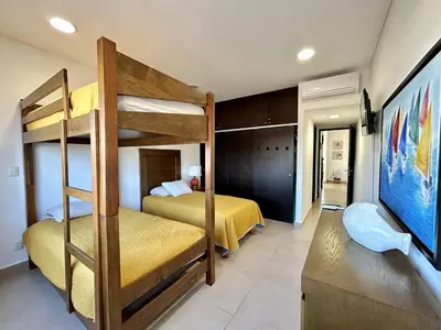 Cama o camas de una habitación en Depa con espectacular vista al mar a pie de playa Torre perla 1102