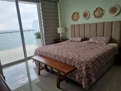 Cama o camas de una habitación en Sunset en Malecon de Mazatlan!