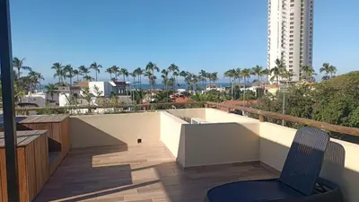 Un balcón o terraza de Oceanna Condos de Mar apartamento frente al mar
