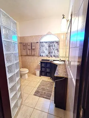 Una cocina o zona de cocina en Villa Hermosa Ocean View 2 Bed
