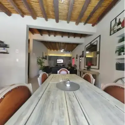 Casa la Borgoña