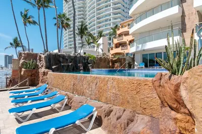 Piscina en o cerca de Beautiful View on the 23rd Floor Beach Front