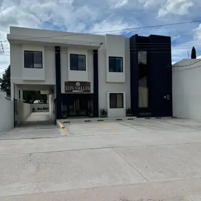 Hotel Los Valles Plus