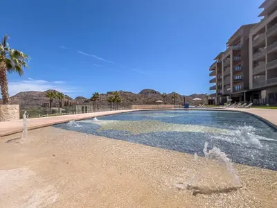 Piscina en o cerca de Danzante Bay Oceanfront 2 BR Beach & Golf