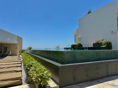 Piscina en o cerca de Departamento moderno a pie de playa
