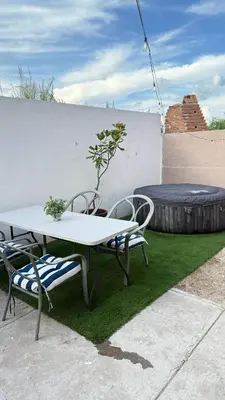 Plano de Casa con Jacuzzi cerca de Distrito 1