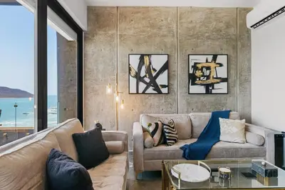 Zona de estar de Spectacular Ocean View with Homeoffice Space