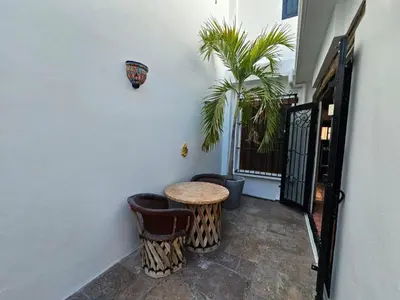 Plano de Historic Home with Roof-top Terrace and Grill
