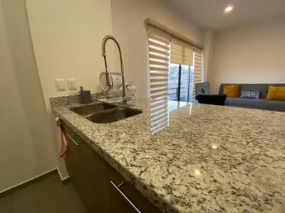 Una cocina o zona de cocina en Departamento 2 Recámaras Torre Zúñiga Mazatlan