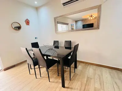 Plano de Charming San Carlos BB with Private Pool BBQ