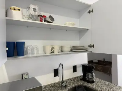 Una cocina o zona de cocina en Apartment Close to the Beach with Pool