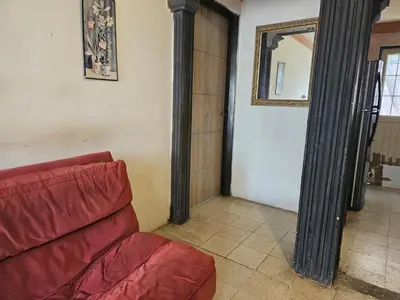 Zona de estar de Casa céntrica, segura y sencilla