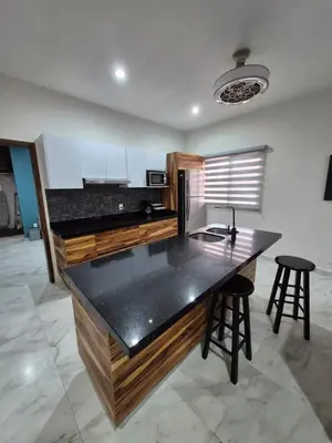 Una cocina o zona de cocina en Residencial Constanza Azul Pacifico 1 Min Malecón y Playa