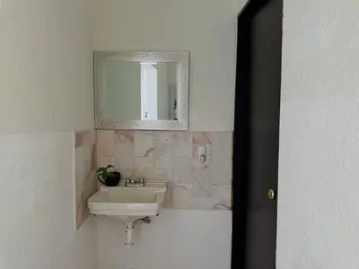 Un baño de Loft a pocas cuadras de la playa y Zona Dorada