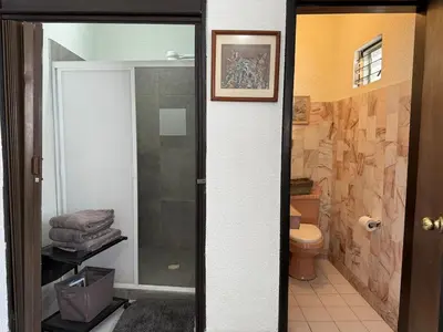Un baño de Loft en Planta Baja Cerca de la Playa