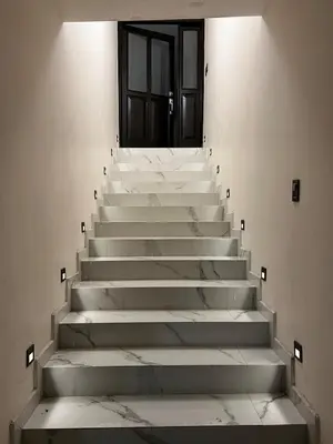 Plano de Casa nueva y moderna en el corazón de la ciudad