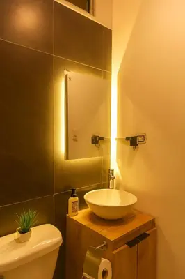 Un baño de Departamento Confort Colinas