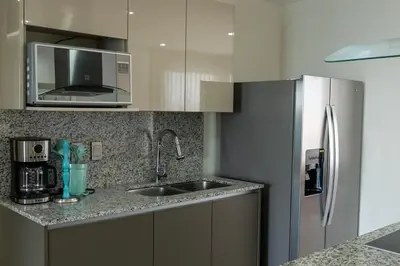 Una cocina o zona de cocina en Sunrise & View